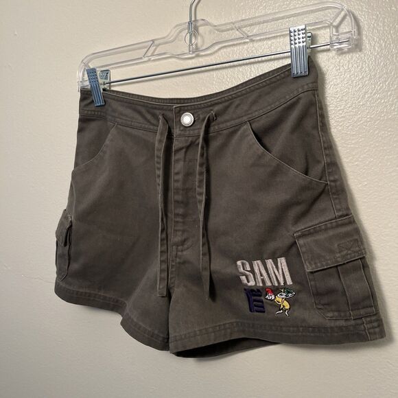 DR.SEUSS Seusswear Vintage 90s Green Eggs & Ham Embroidered Shorts- 10/12 - Picture 3 of 9